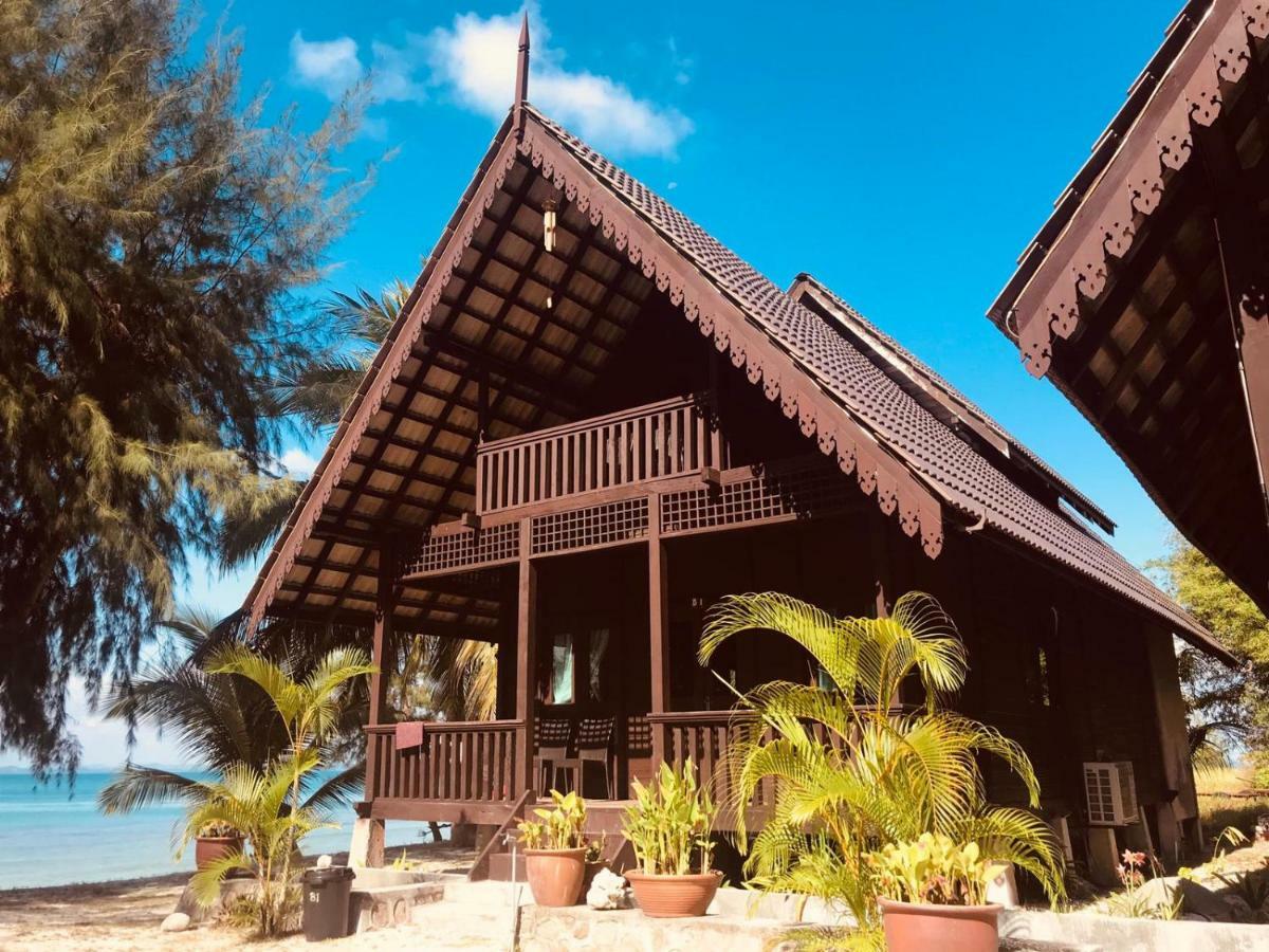 Bayu Lestari Island Resort Mersing Kültér fotó